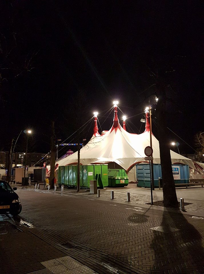 Vuurdoop voor gloednieuwe circustent