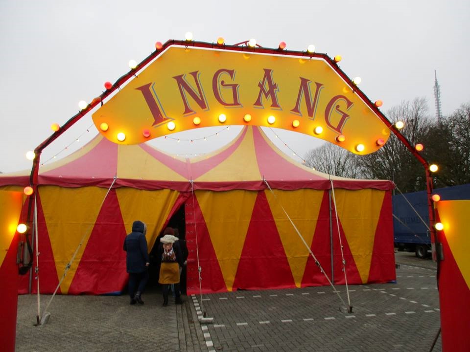 Sfeervolle voorstelling bij Kerstcircus Goes