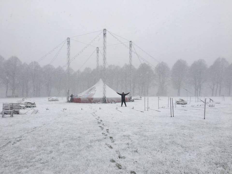 Circussen in de sneeuw