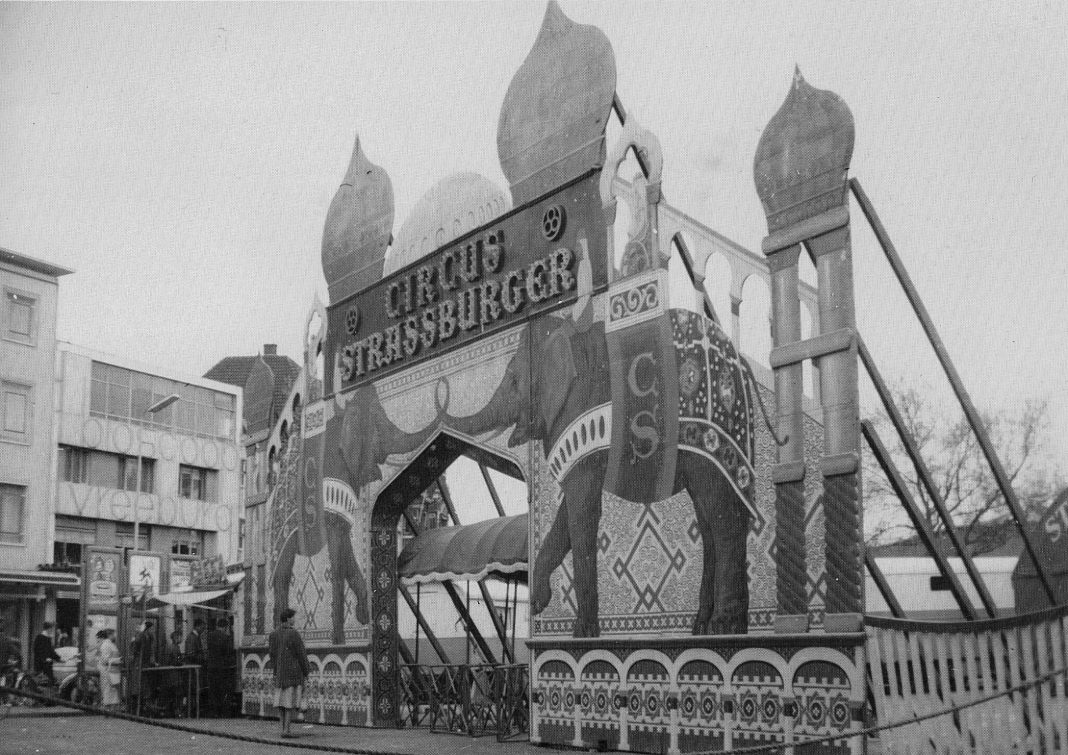 Façade van Strassburger bestaat nog steeds - Circusweb
