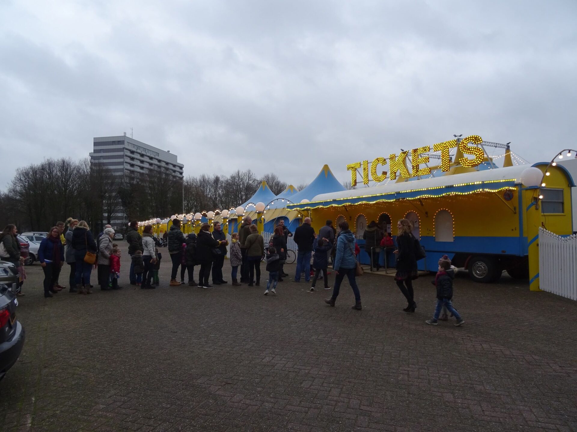 Mooie opkomst en show bij Tilburgs Winter Wonder Circus