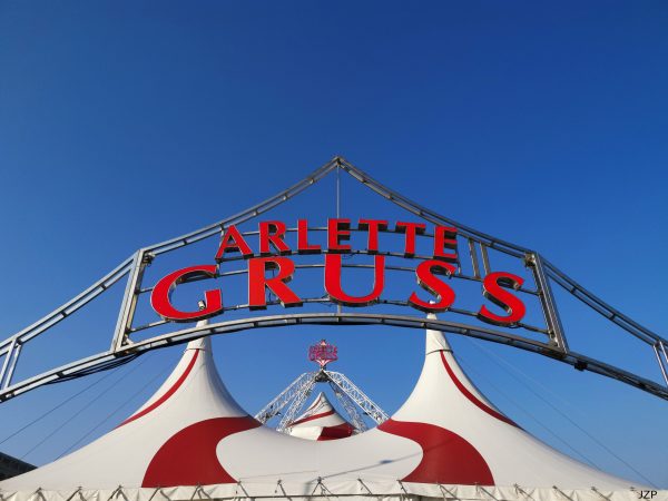 Tent Arlette Gruss door Circusweb