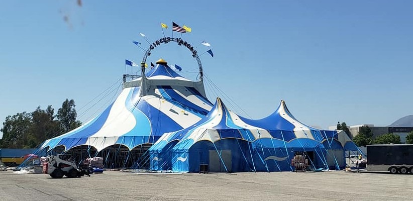 Nieuwe tent voor circus Vargas U.S.A.