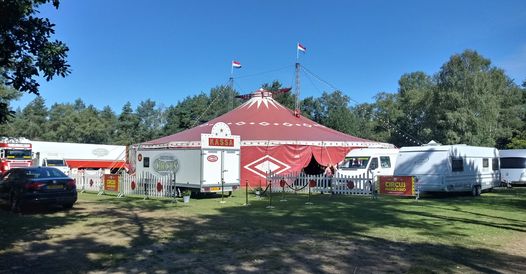 Circus Harlekino op zomertoer