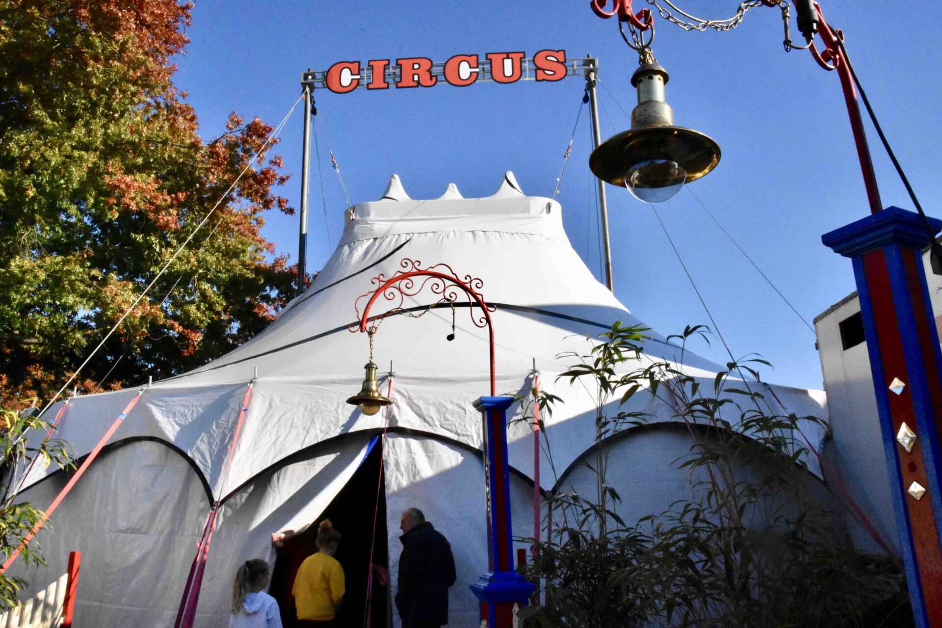 Circus Lorelly in beeld