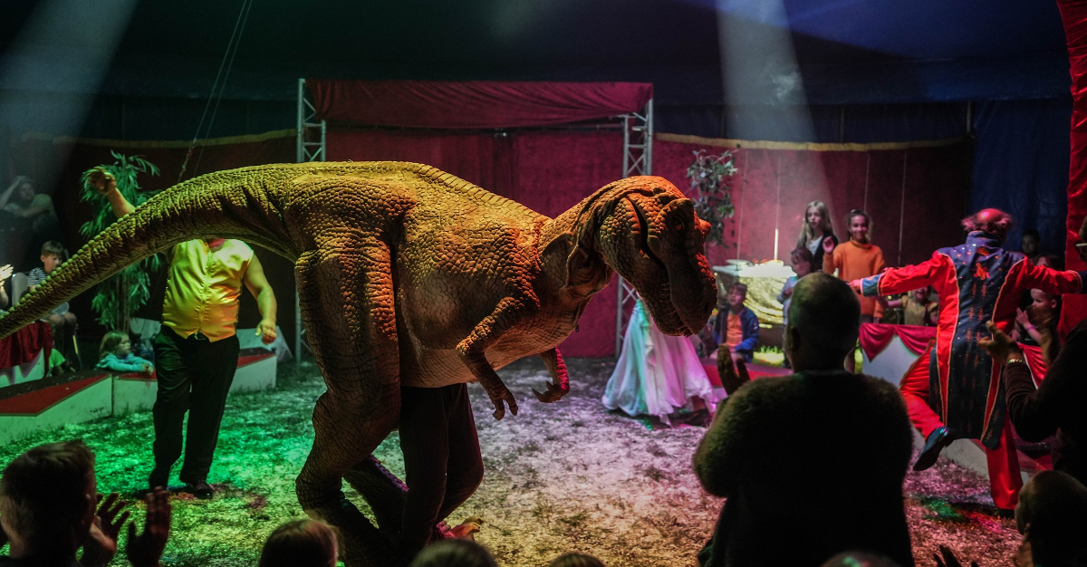 Dinotastische deal! Circus Saurus bezoekt Dinopark in voorjaarsvakantie