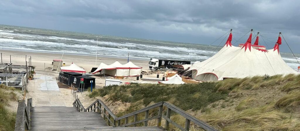 (Met foto’s) Waar Hans Klok is, is wind… maar ‘Poly’ zorgde voor uitdagingen