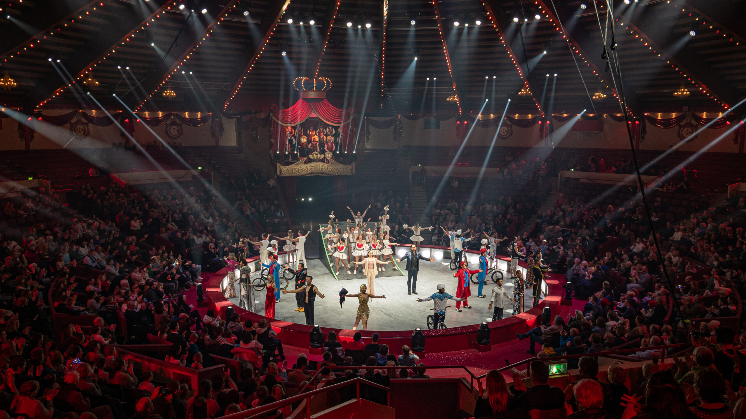 'Freestyle' van Circus Krone - meeslepende circuskunst van wereldklasse