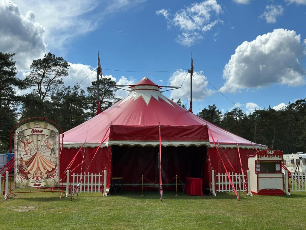 Theater Circus Fantâsia presenteert: Zomertournee 2025 – ‘Showtime’
