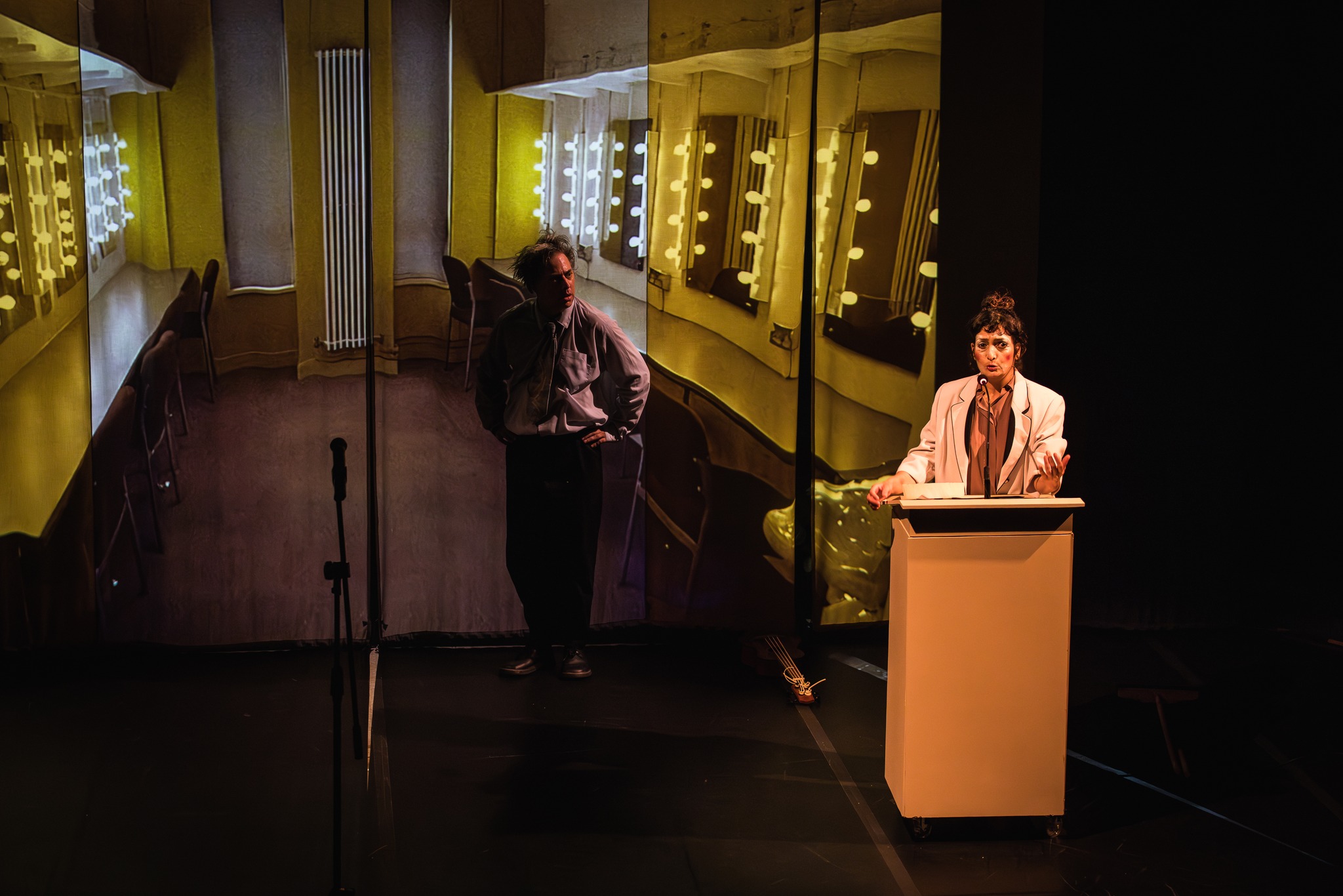 LIKEaCLOWN! betovert Arnhem met vrolijk en ontroerend theaterspektakel